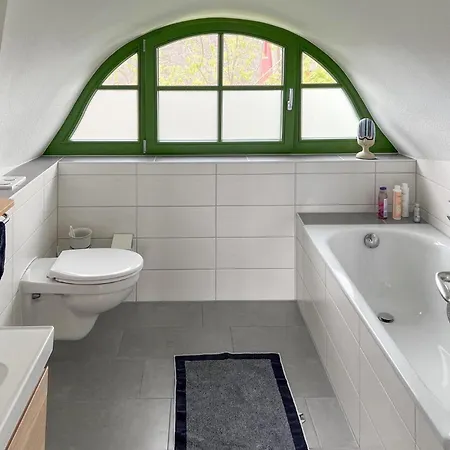 2 Bedroom Awesome In